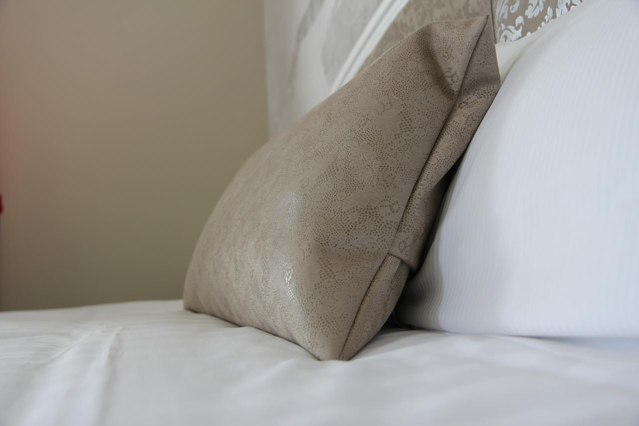 Suites & Apartments Liola' Castrocielo Екстер'єр фото