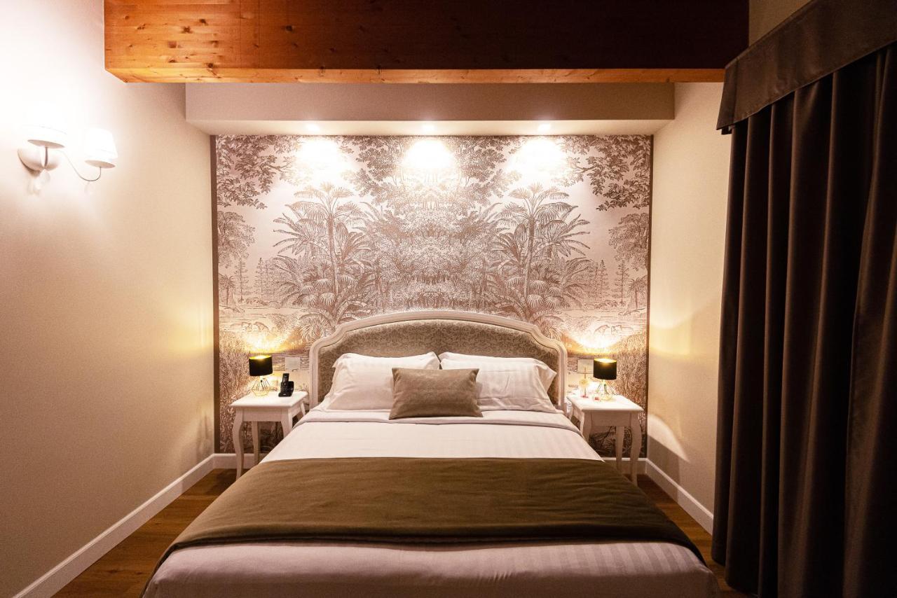 Suites & Apartments Liola' Castrocielo Екстер'єр фото
